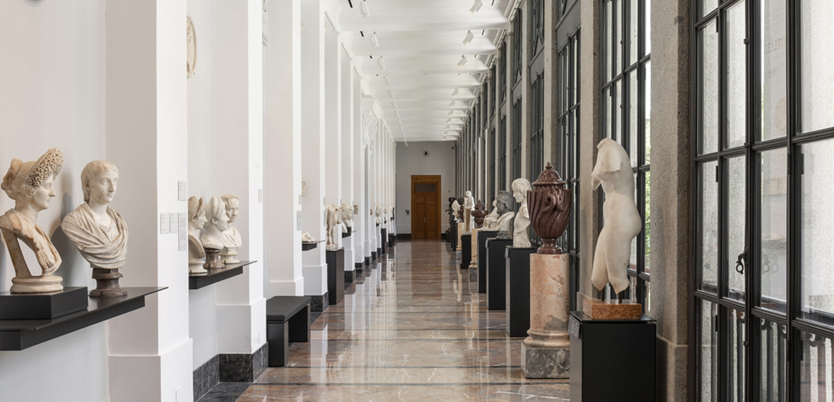 Ionic Sculpture Gallery 1